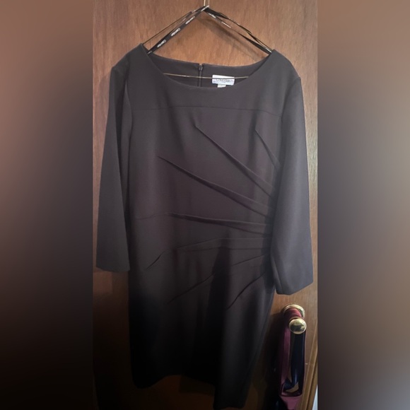 Calvin Klein Dresses & Skirts - Calvin Klein Elegant Black dress